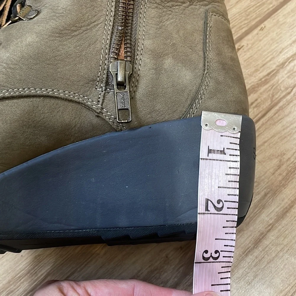 Sperry faux fur lace up wedge boots